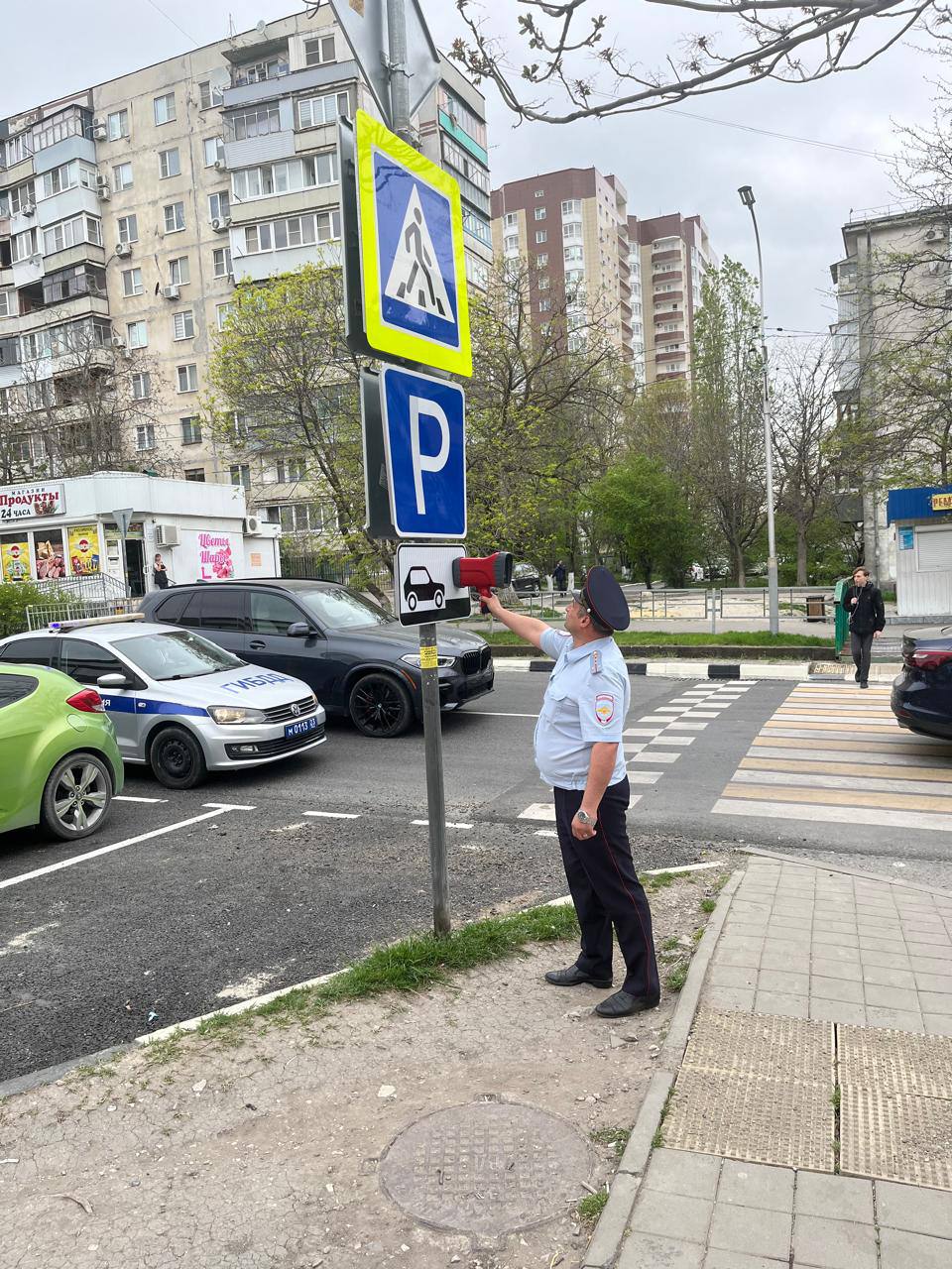 В Новороссийске на дорогах нацпроекта проверили знаки и разметку :: Главные  новости :: Новости :: О городе - Администрация и городская Дума  муниципального образования город-герой Новороссийск