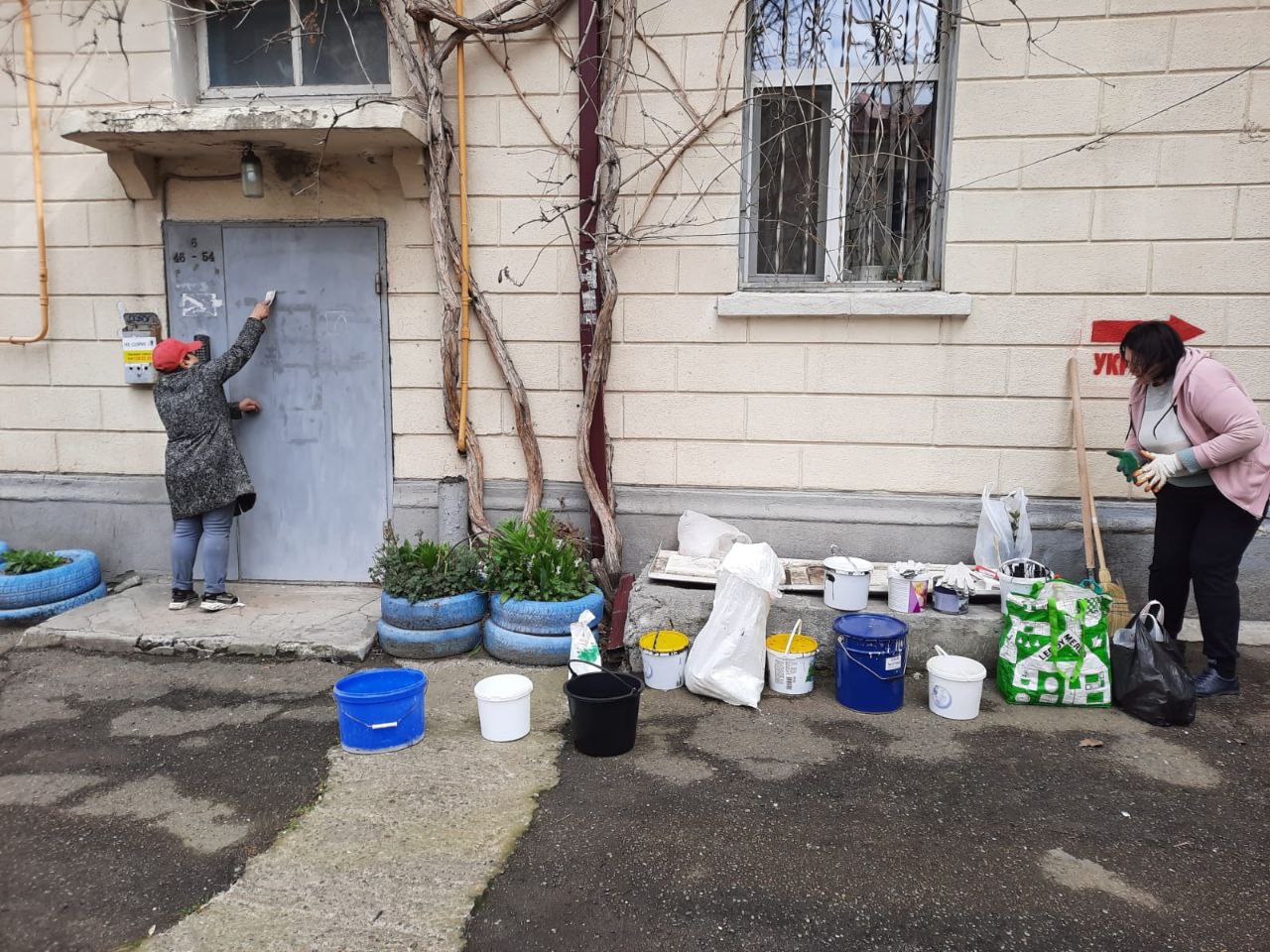 Жители Центрального района продолжают активное участие в общегородском  двухмесячнике по наведению санитарного порядка :: Новости :: Центральный  район :: Внутригородские районы :: Подразделения - Администрация и  городская Дума муниципального образования ...