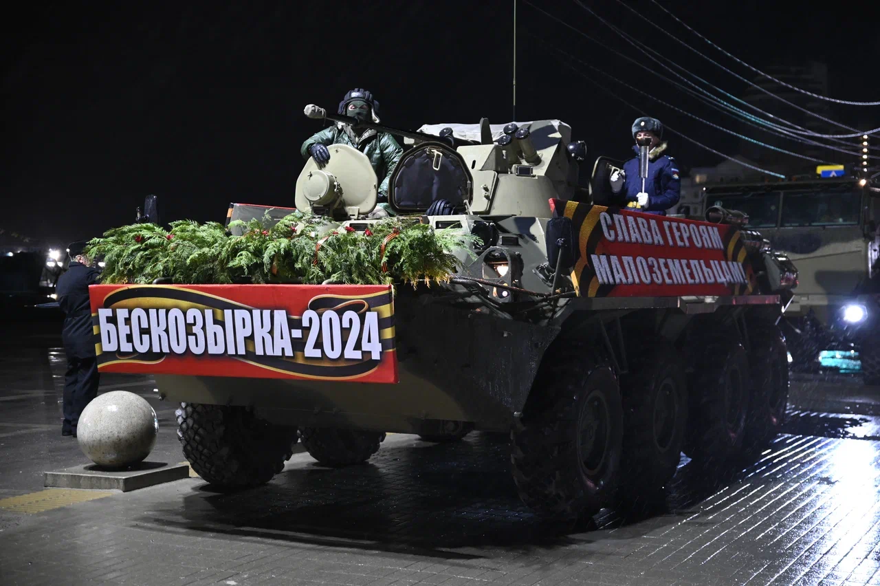 Город-герой Новороссийск отметил 81-ю годовщину высадки десанта под  командованием Цезаря Куникова и образования легендарного плацдарма «Малая  земля» :: Главные новости :: Новости :: О городе - Администрация и  городская Дума муниципального образования