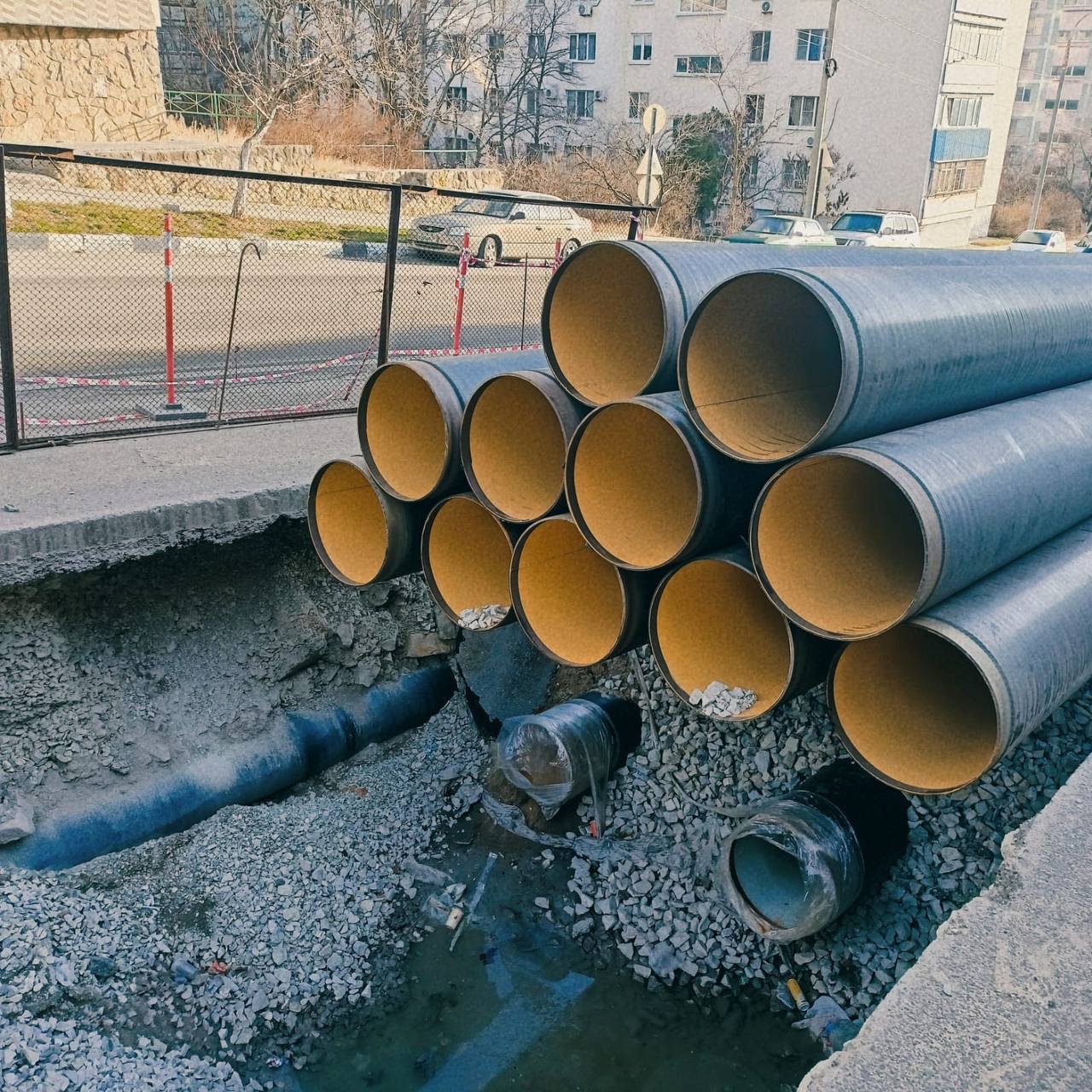 В Южном районе Новороссийска пластиковые трубы водоснабжения заменят на  стальные :: Главные новости :: Новости :: О городе - Администрация и  городская Дума муниципального образования город-герой Новороссийск