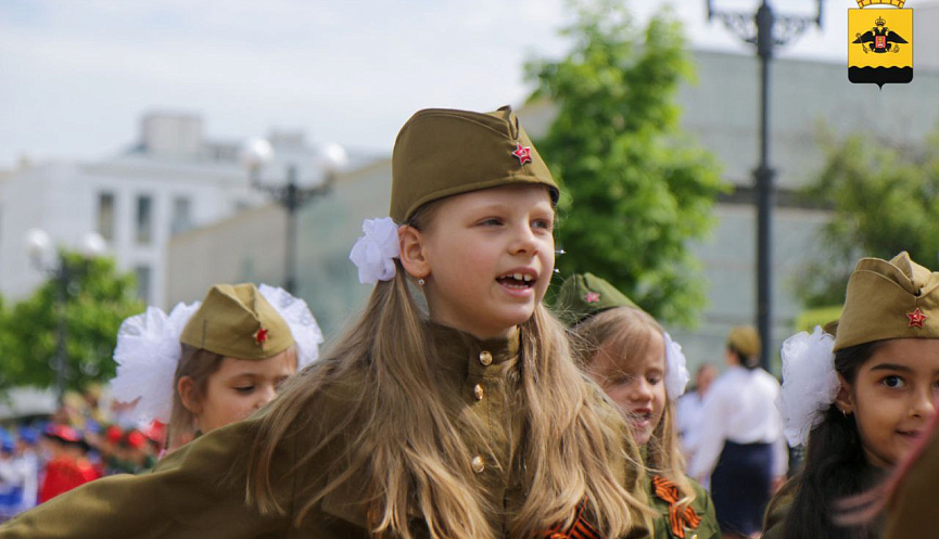 9 мая новороссийск. Дети на параде 9 мая. Юный Патриот. Парад в детском саду к 9 мая. День Победы Новороссийск.